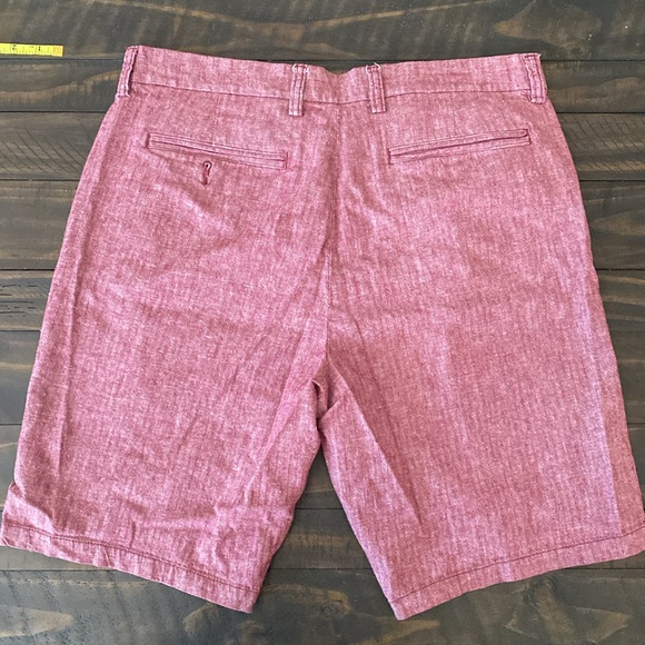 OLD NAVY Red Twill Shorts size 33 - Picture 2 of 7